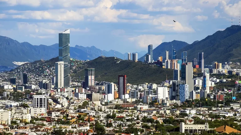 deudores alimentarios en Nuevo León
